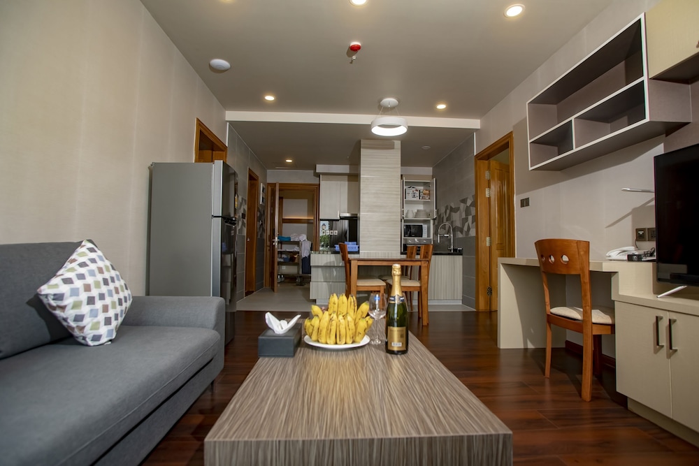 Apartment, 2 Bedrooms - Photo 23