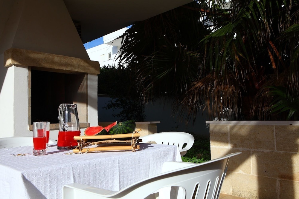 Studio, Patio, Ground Floor (Afrodite Garden) photo 2