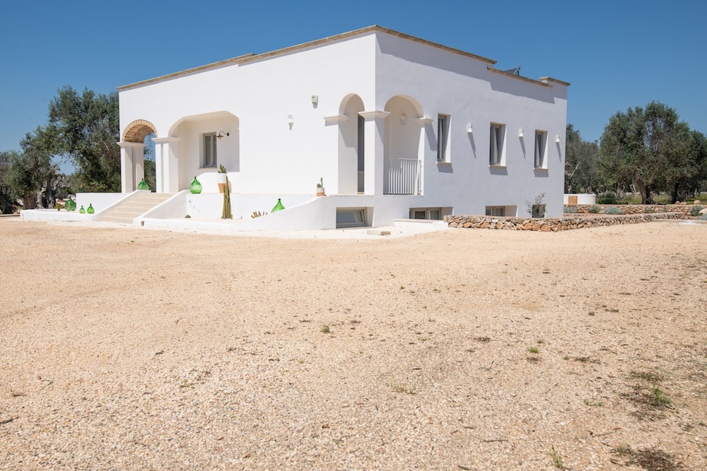 Villa, Multiple Bedrooms, Smoking, Private Pool photo 3