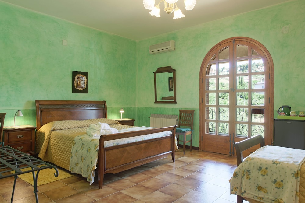Double Room with terrace, countryside view - Photo 1