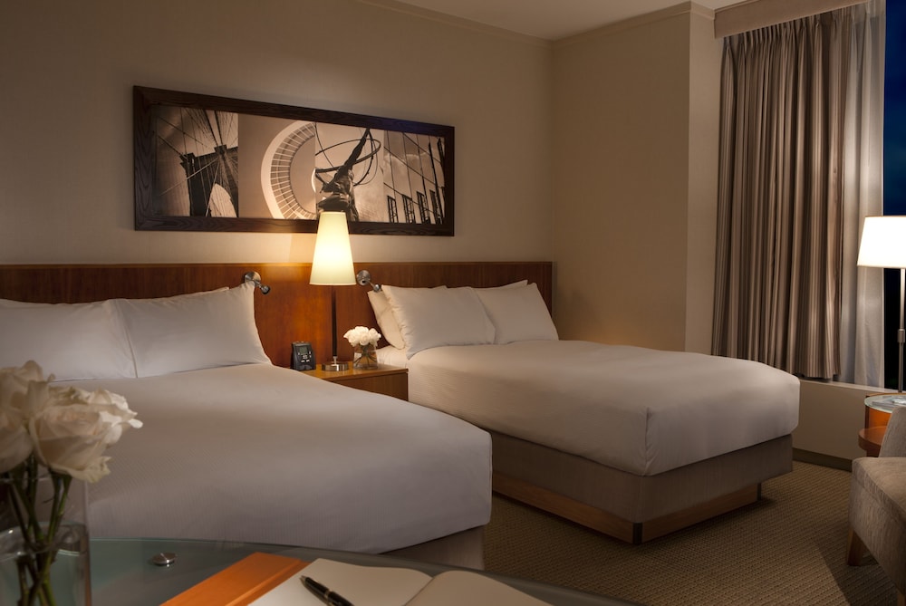 Deluxe Room, 2 Double Beds, Accessible, City View (Roll In Shower) photo 2