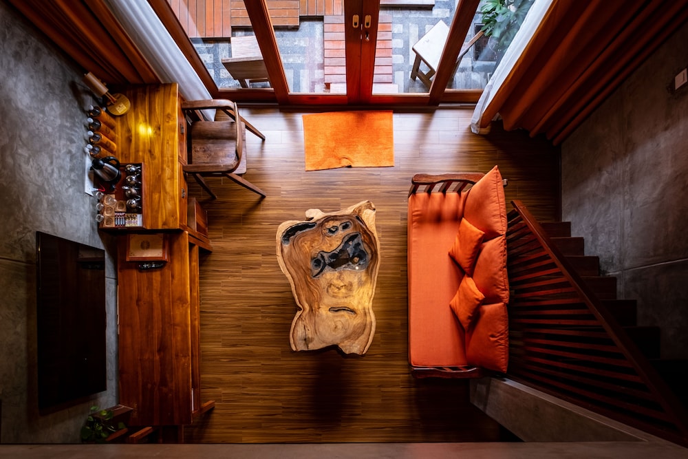 Family Suite, 1 Bedroom, Bathtub photo 1
