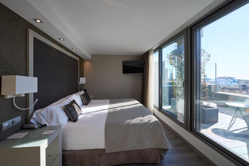 Suite (Imperial) photo 3