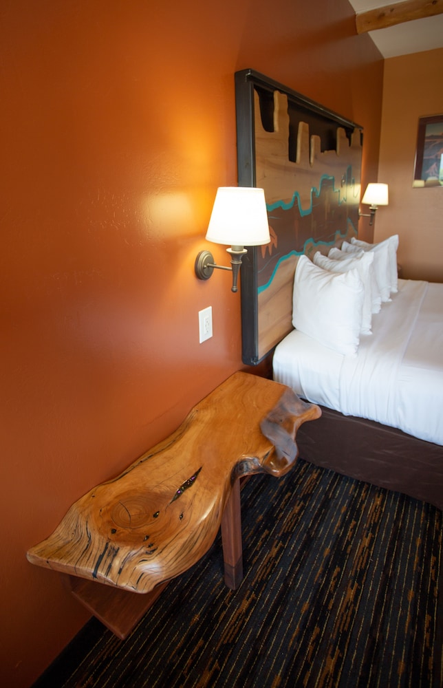 Jetted Bliss King Retreat - Photo 11