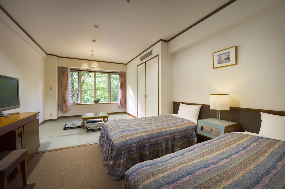 Japanese Western Style Room, Annex Building - Photo 1