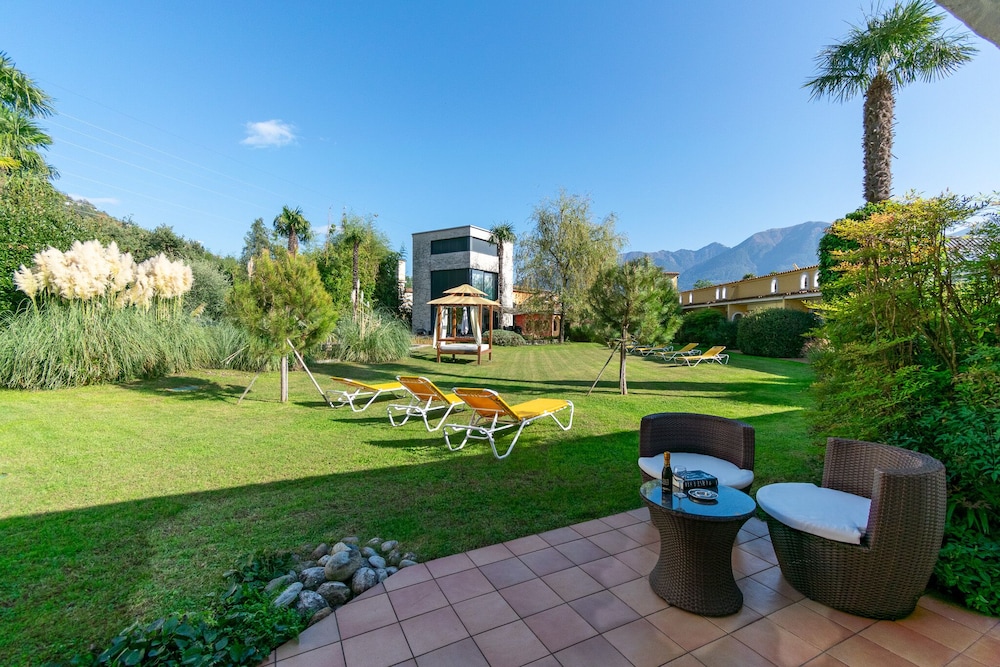 Standard Double Room, Terrace, Garden View photo 3