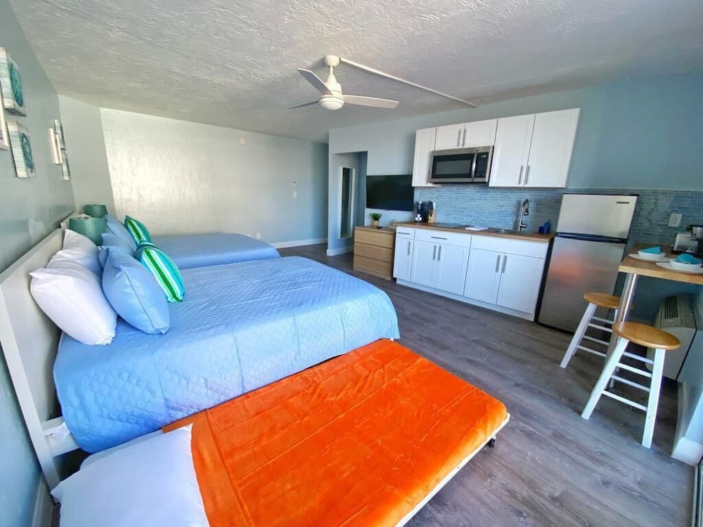 Family Room, Kitchen, Ocean View