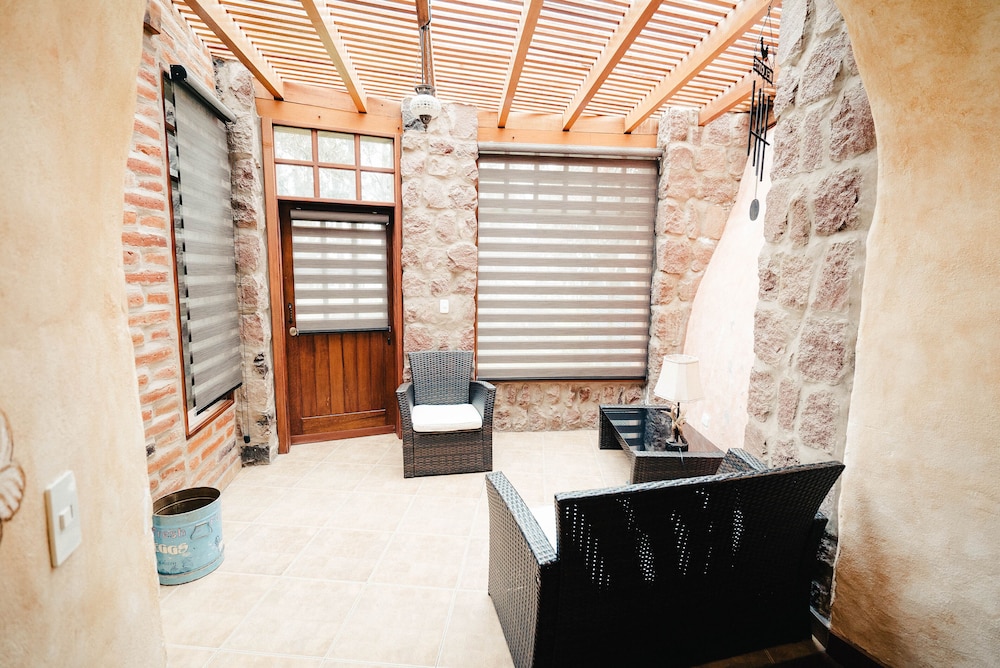 Design Triple Room, Multiple Beds, Lagoon View photo 3