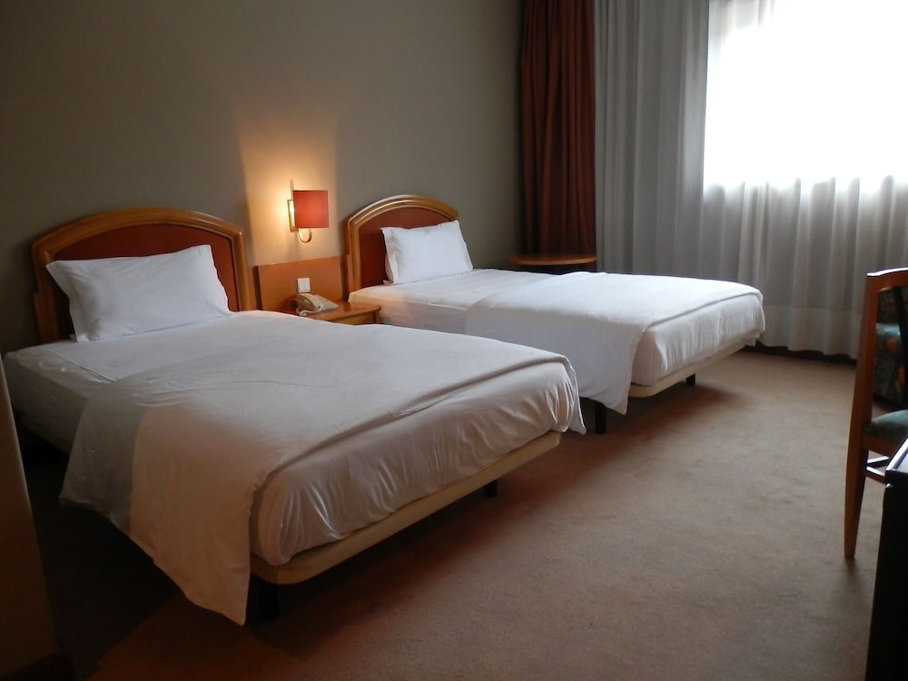 Twin Room - Photo 4