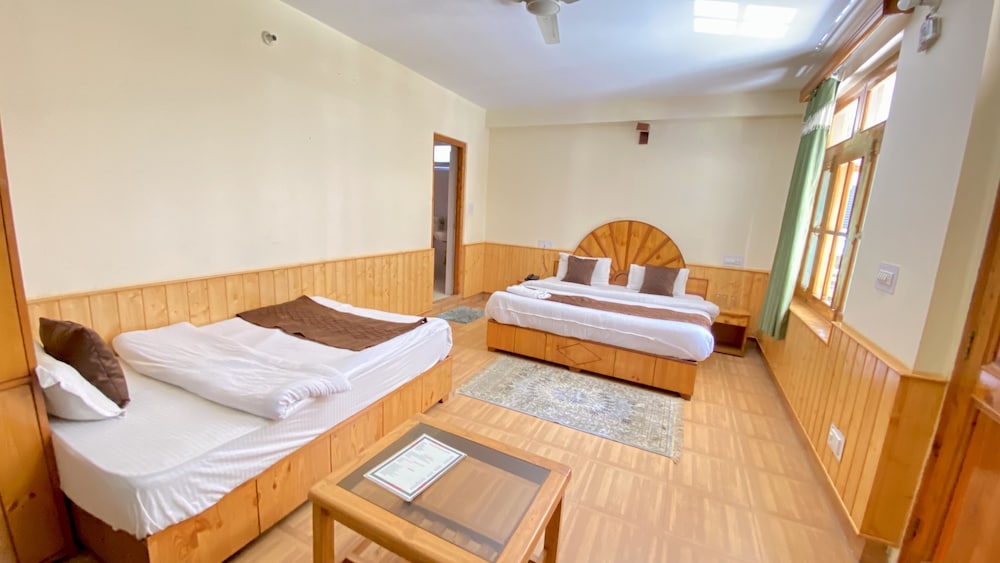 Superior Triple Room photo 3