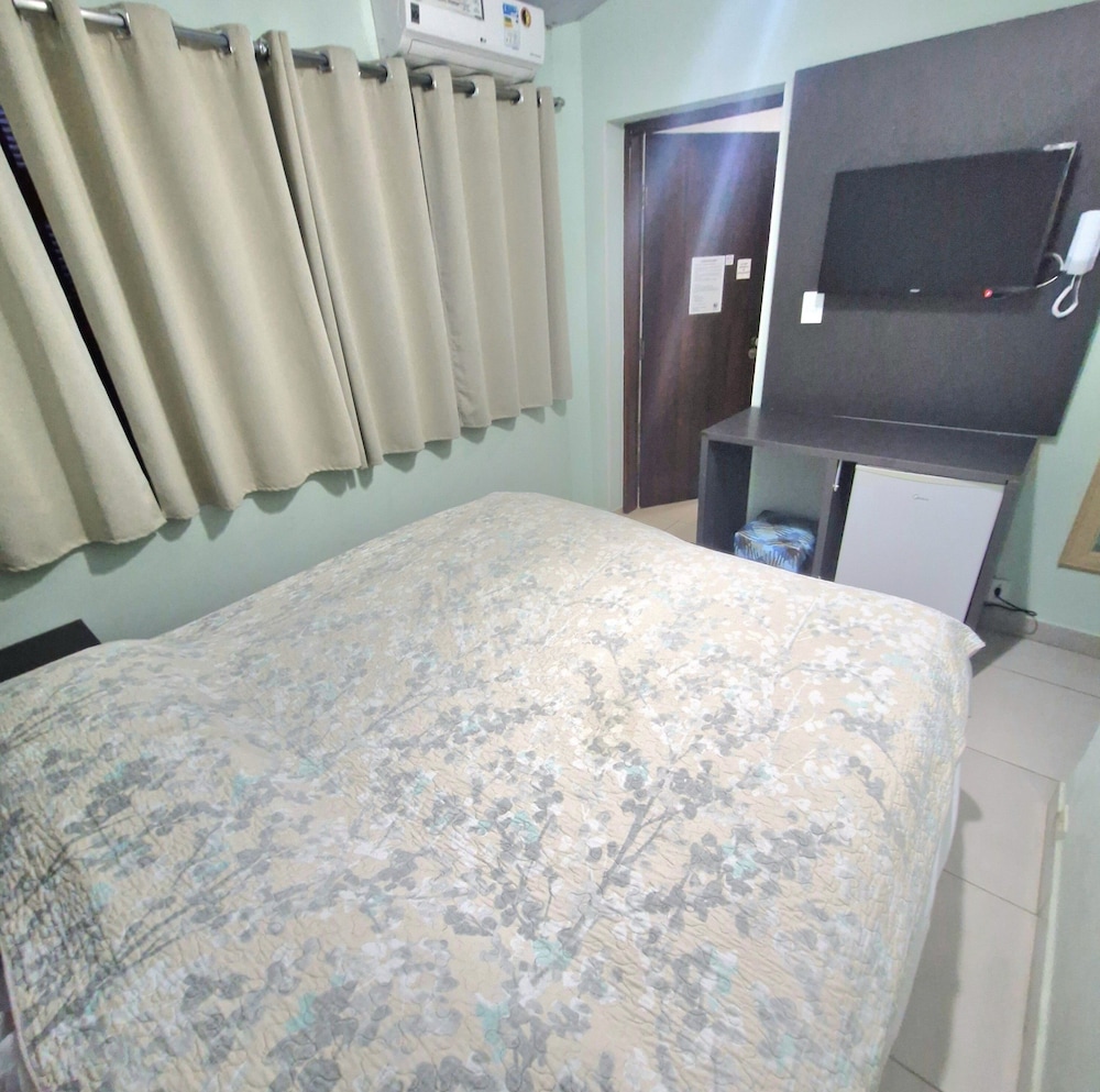 Standard Double or Twin Room photo 1