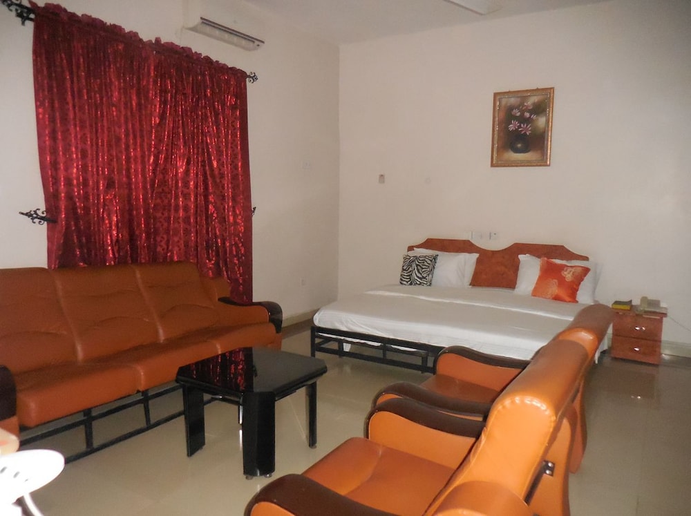 Executive Suite photo 2