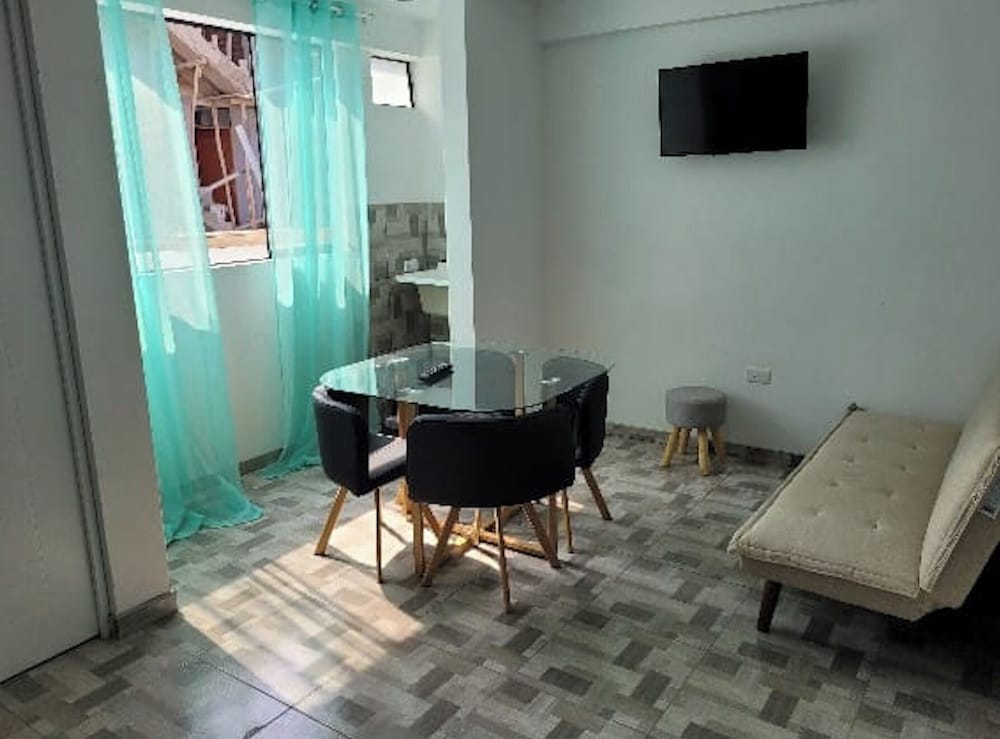Basic Apartment, Courtyard View photo 1