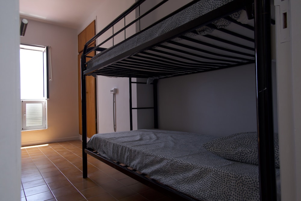 Standard Shared Dormitory, Mixed Dorm, Shared Bathroom, Garden View (XXII) photo 2