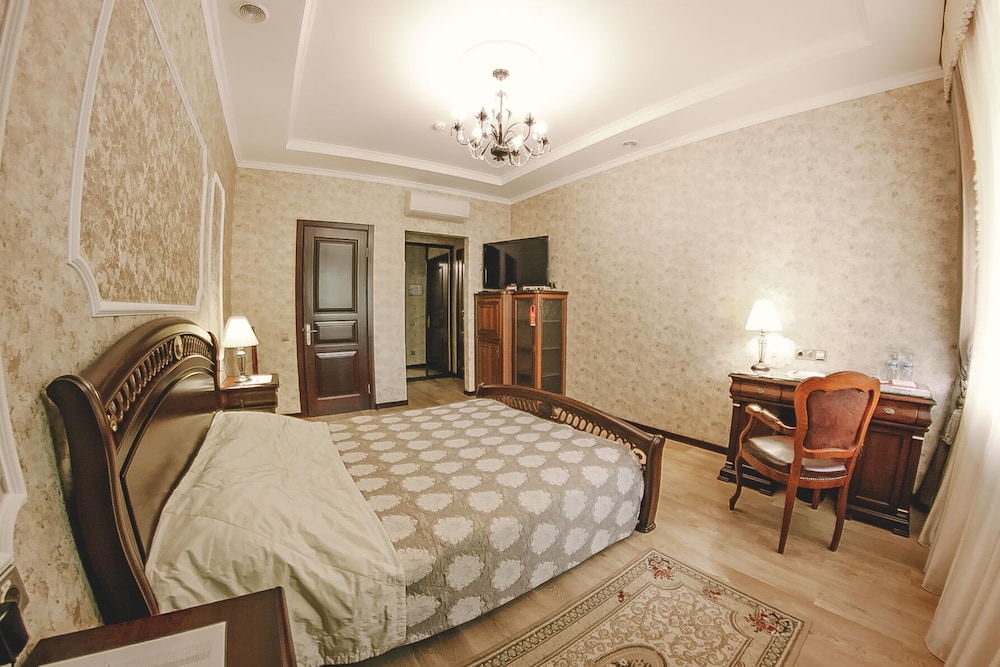 Modern Extra Room photo 3