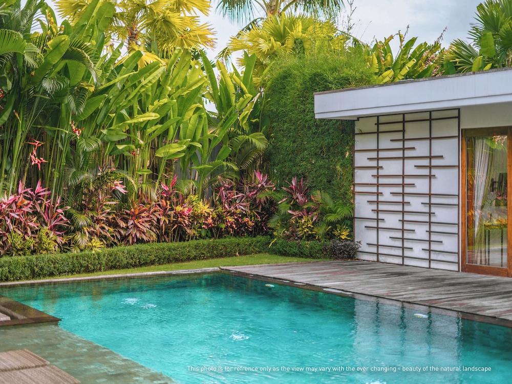 3 Bedroom Luxury Pool Villa Garden View - Photo 2