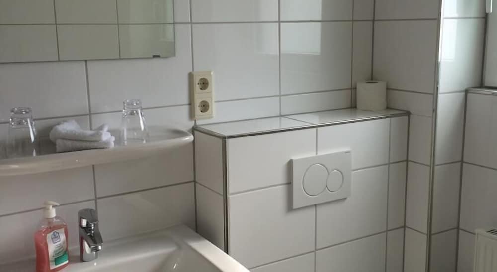 Standard Double Room, Non Smoking photo 3