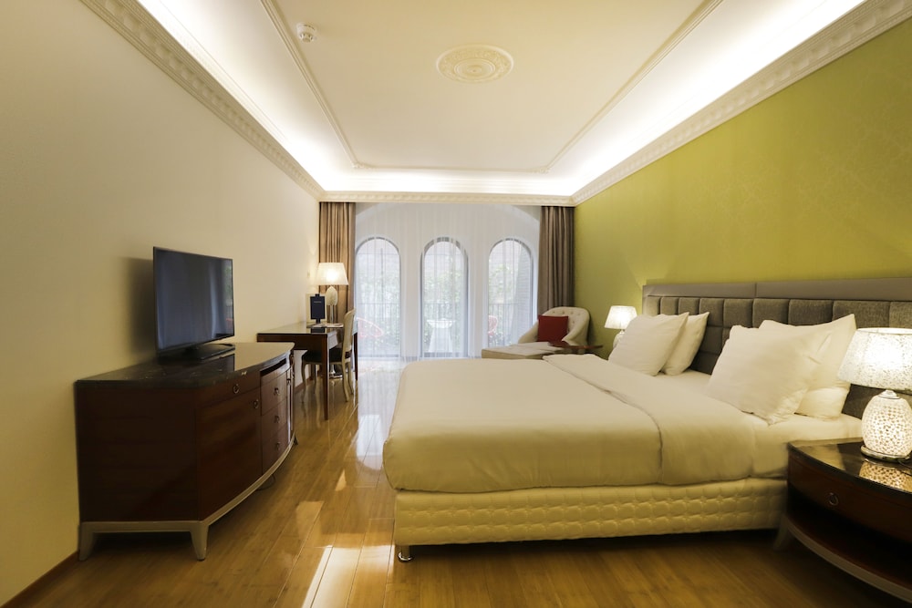 Superior Double or Twin Room, Balcony