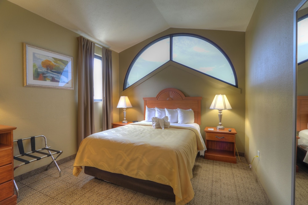 Suite, Non Smoking, Balcony photo 2