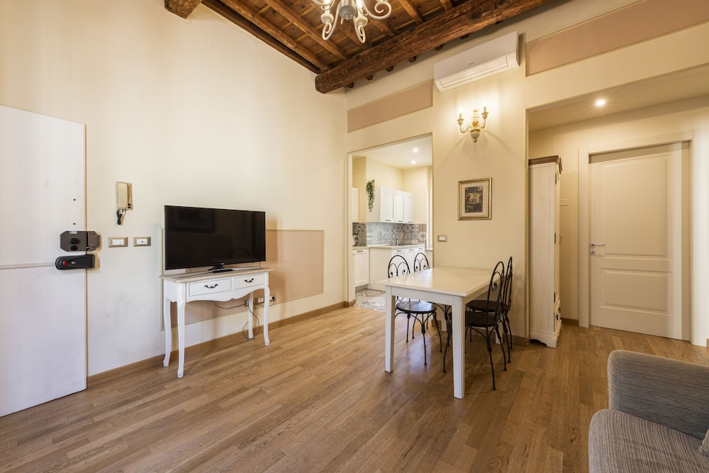 Classic Apartment
