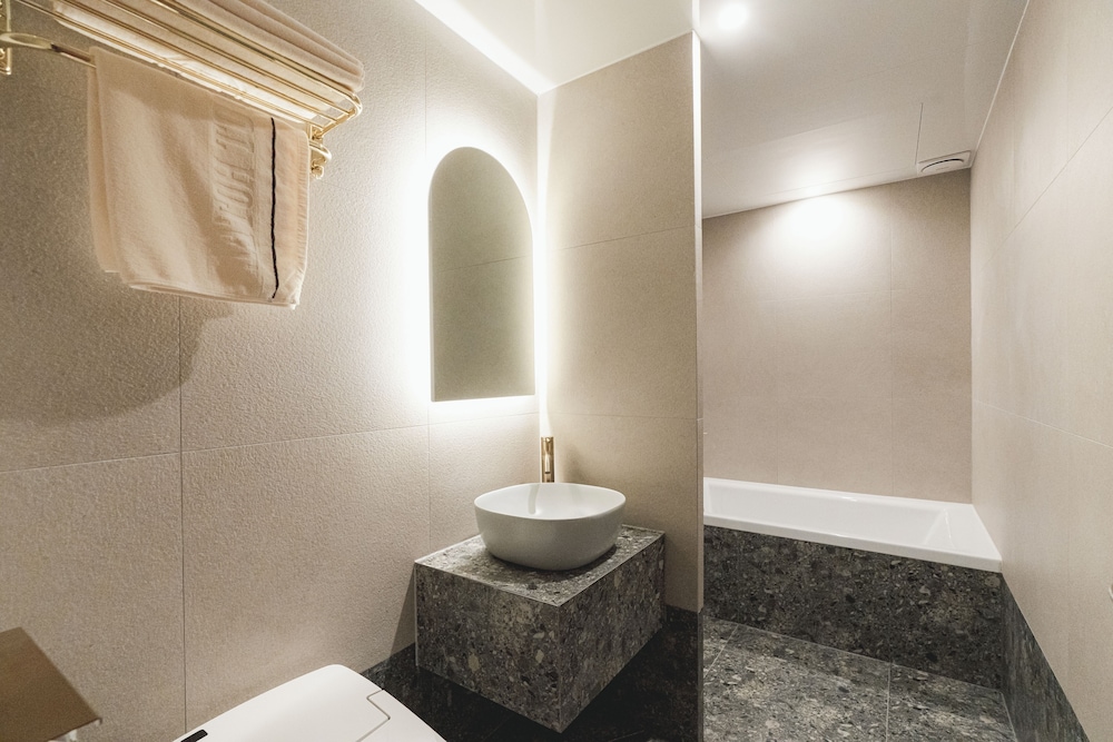 Premium Double Room photo 3