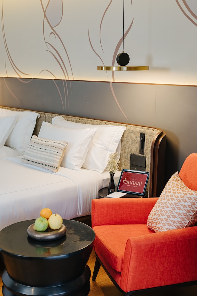 Deluxe Room - Photo 8