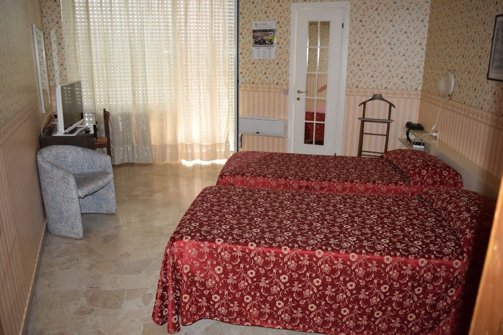 Twin Room photo 3