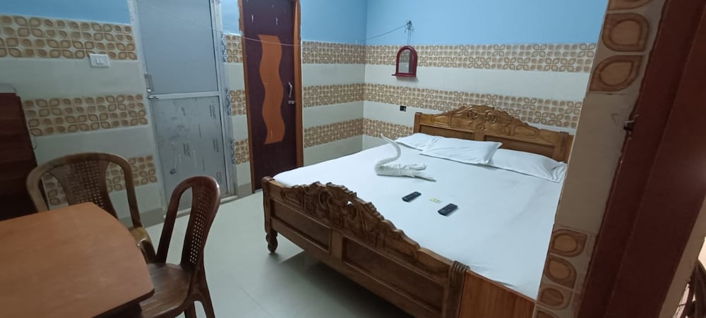 Deluxe Double Room, City View photo 3