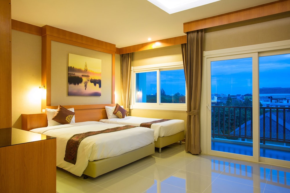 Deluxe Twin Room photo 1