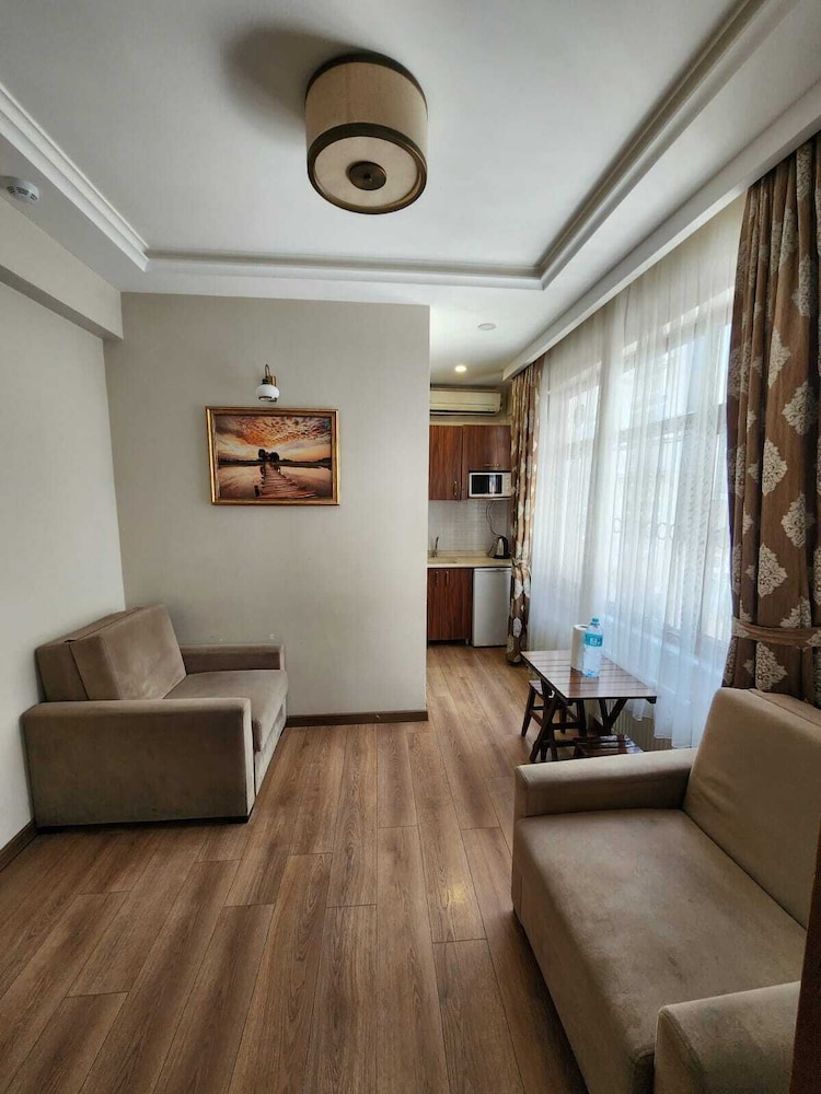 Family Suite, 1 Bedroom photo 3