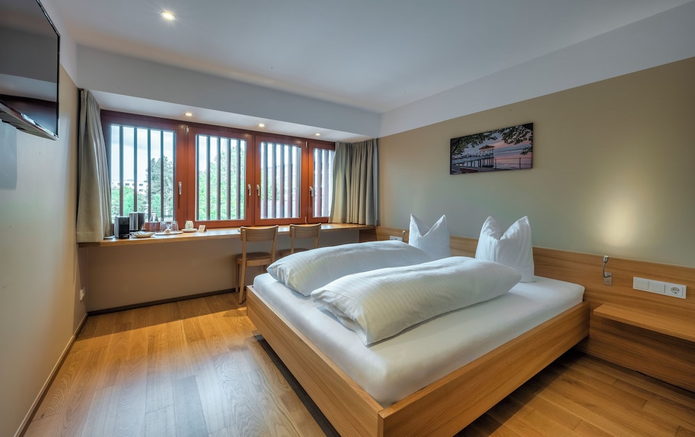 Standard Double Room - Photo 2