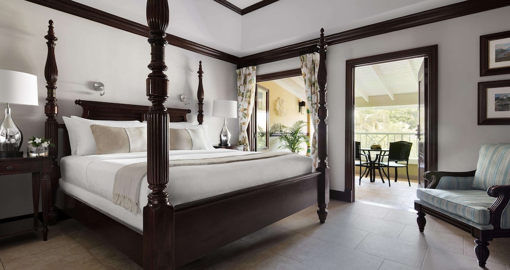 Honeymoon Suite, 1 Bedroom, Garden View (Crystal Lagoon Butler Suite)