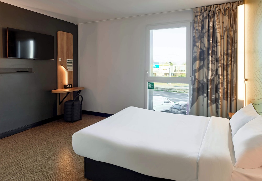 Double Room, Mobility Accessible, Non Smoking - Photo 1