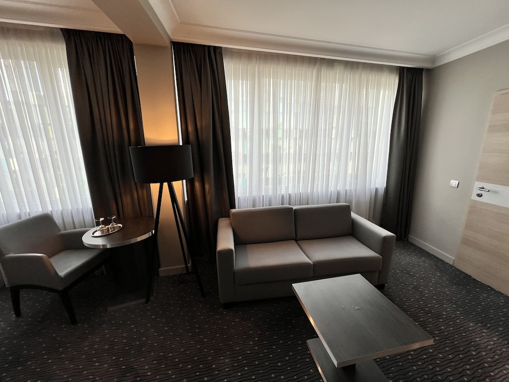 Standard Room, 1 Twin Bed, Non Smoking - Photo 17