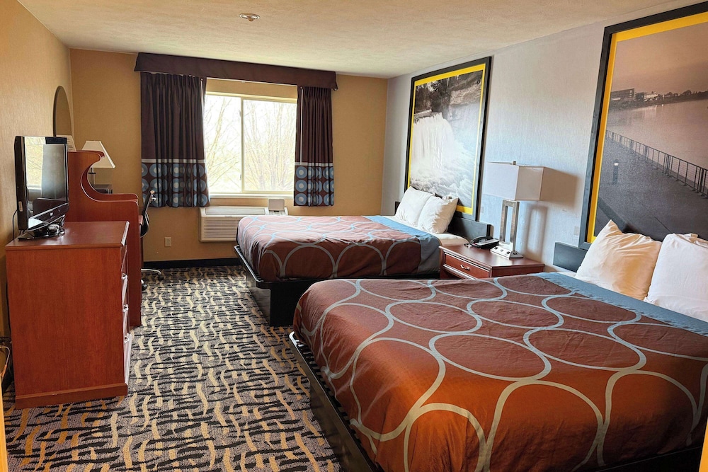 Room, 2 Queen Beds, Non Smoking photo 3