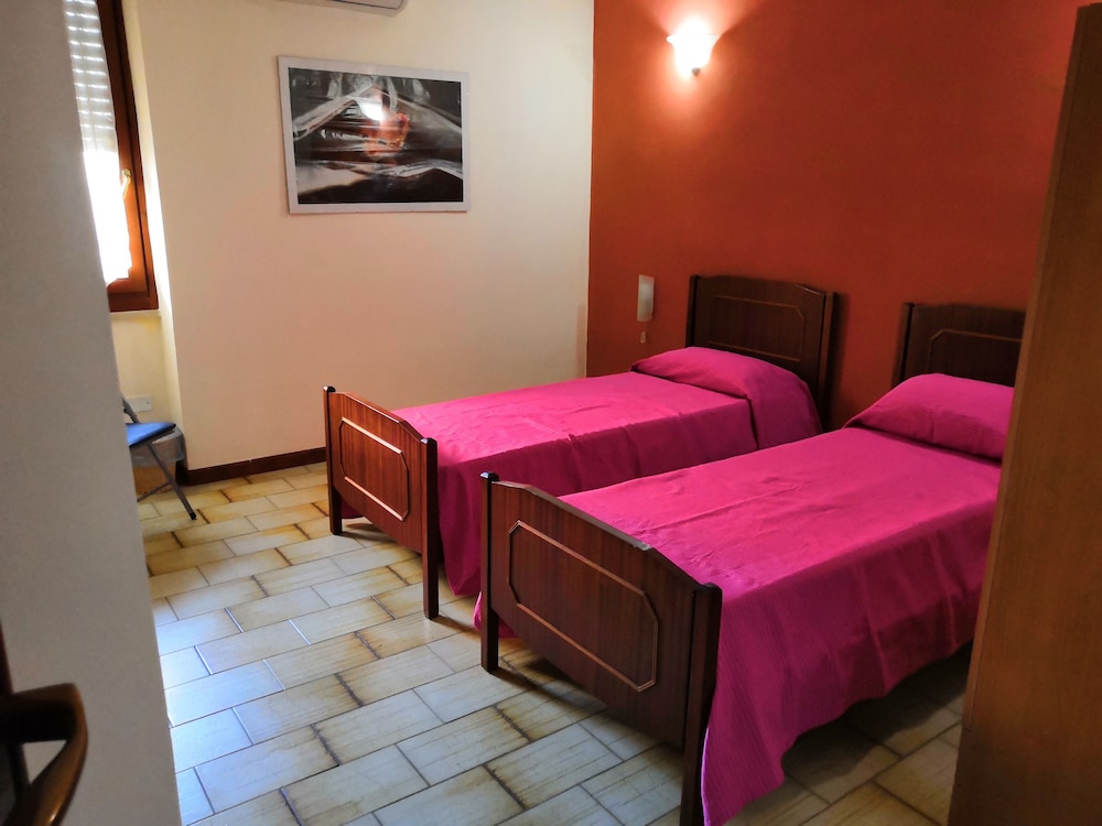 Twin Room, Shared Bathroom