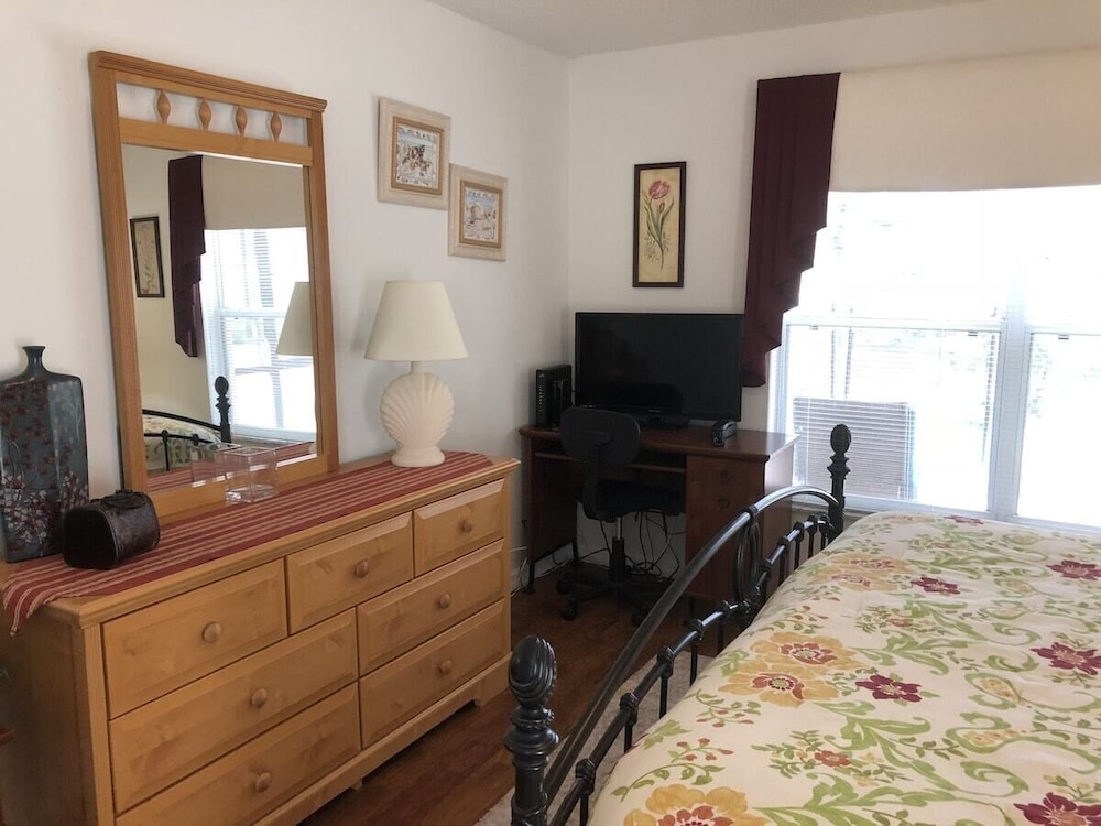 House, Multiple Beds, Patio, Golf View