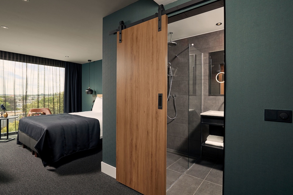 Comfort Room - Photo 2