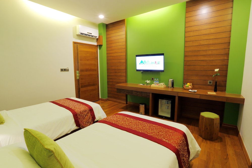 Deluxe Twin Room, 1 Bedroom, Garden View photo 2