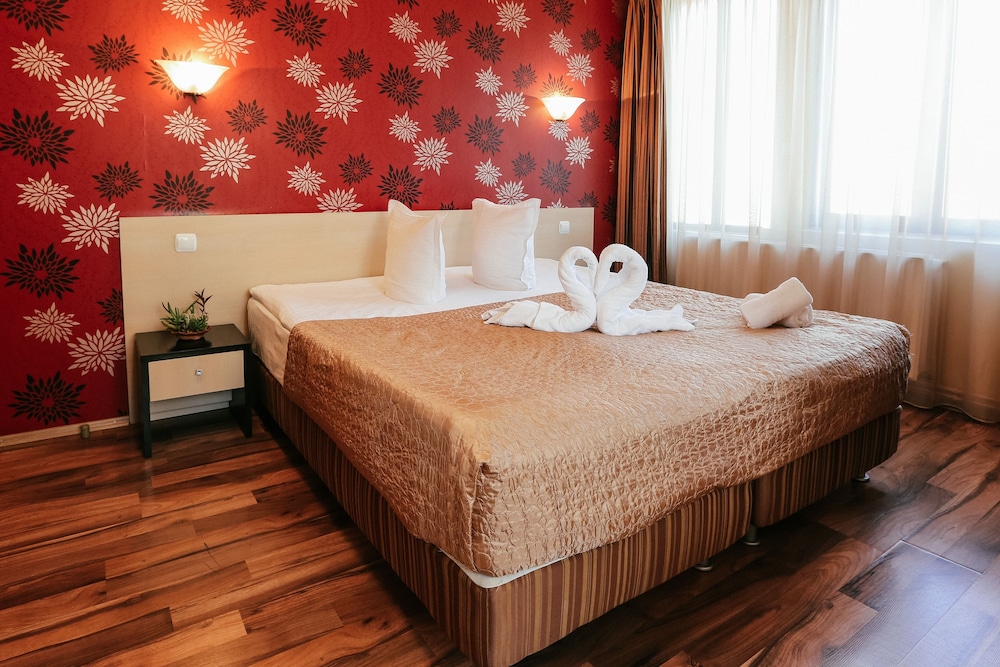 Triple Room - Photo 2