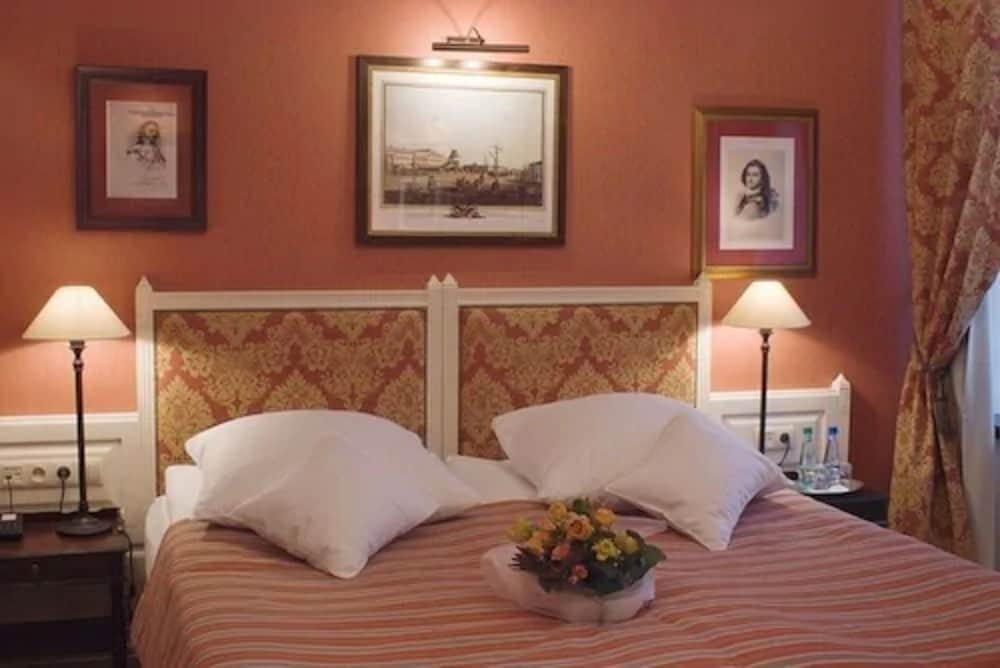 Standard Double Room photo 3