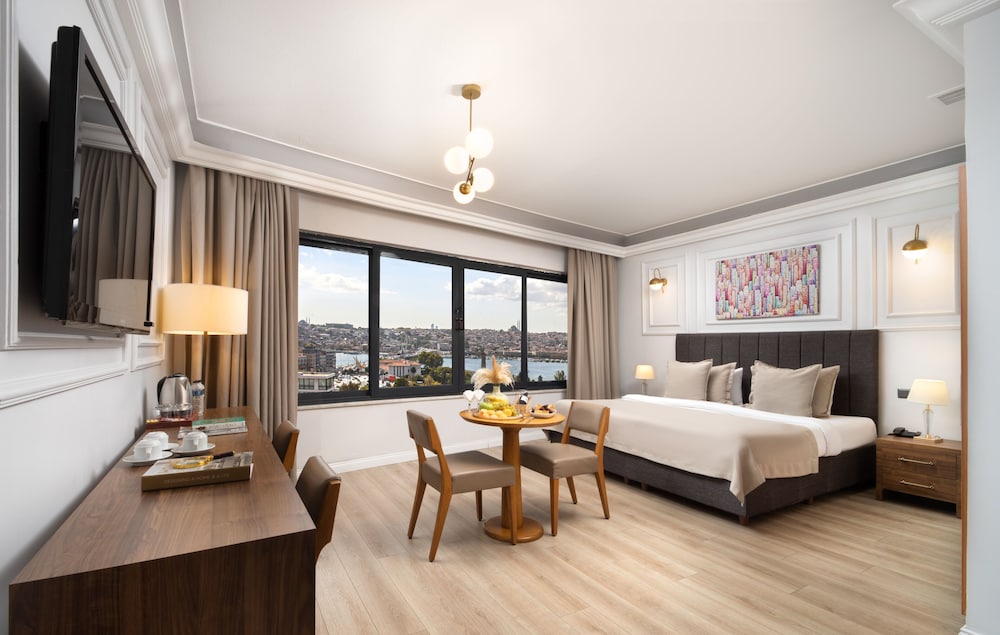 Superior Suite, Sea View photo 3