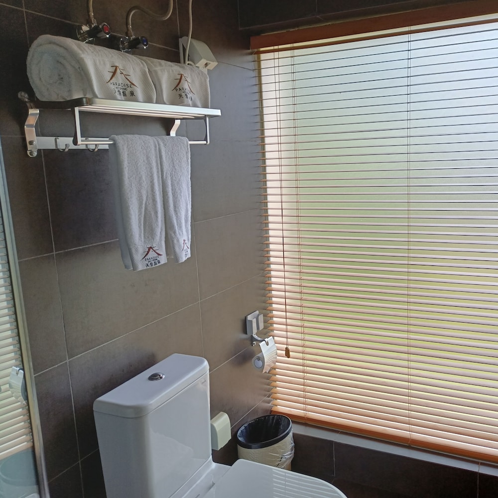 Deluxe Cabin photo 3