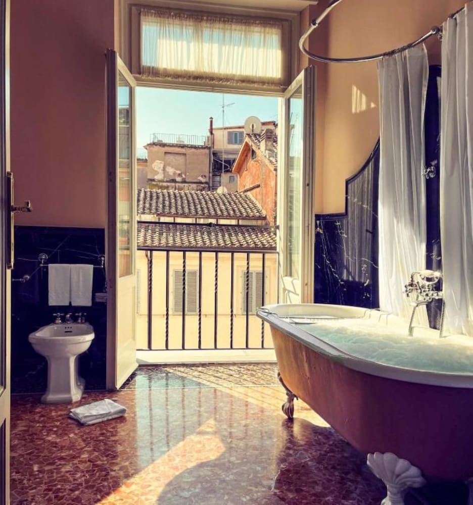 Premium Room, Balcony, Corner