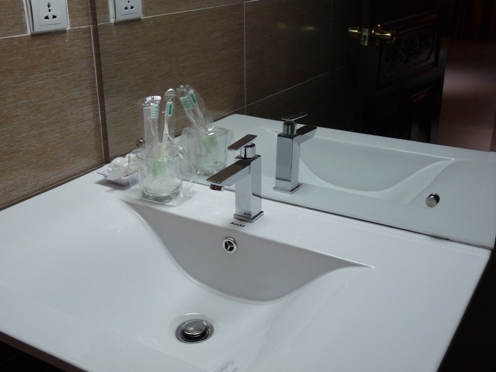 Superior Triple Room photo 2