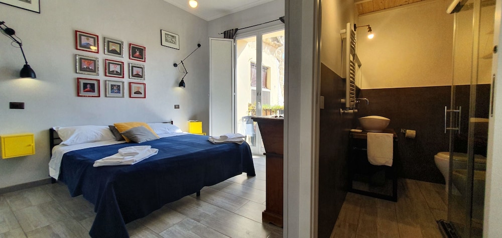 Superior Double Room, 1 King Bed, Non Smoking, City View