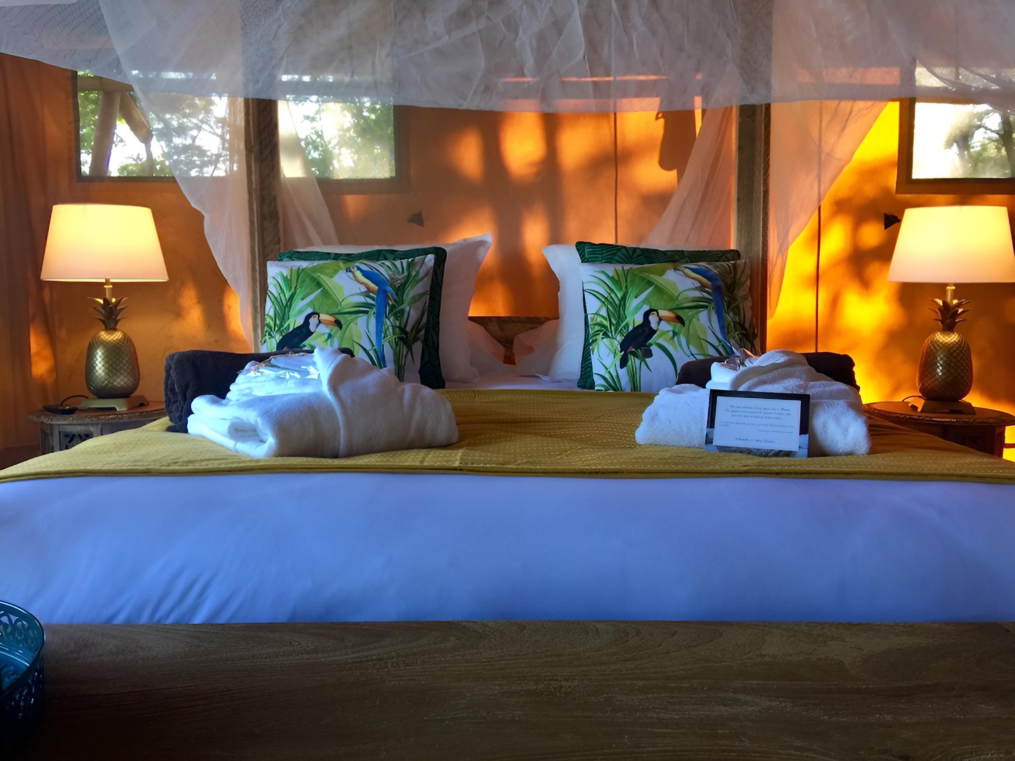 Luxury Tent, Non Smoking, Park View photo 1