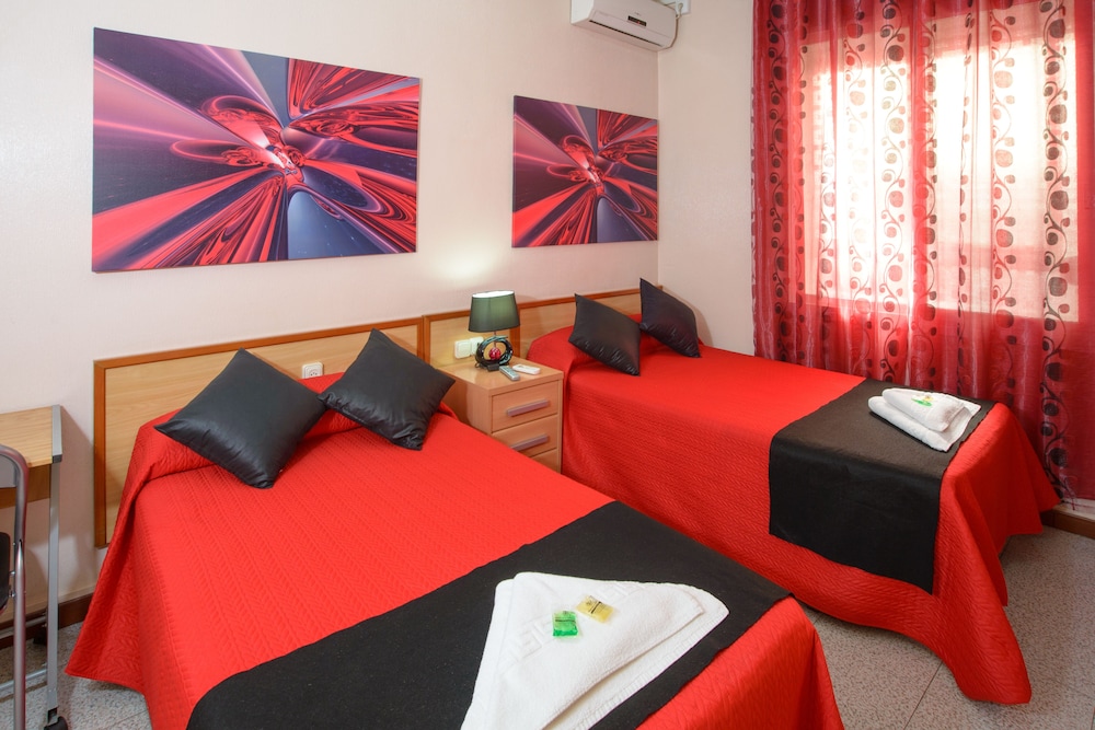 Room photo 2