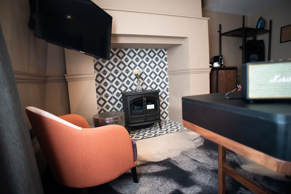 Classic Double Room, 1 King Bed photo 1