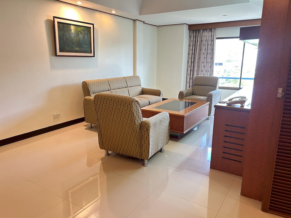 Honeymoon Room - Photo 4